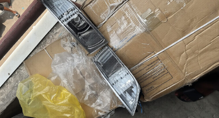 Brand New Lexus GX 470 Bumper Lamp | Front Fog Light / Bumper Light Replacement