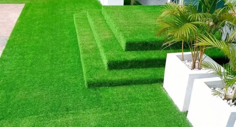 Artificial Grass Carpet – Green Outdoor Turf Rug, Rectangle Lawn Mat for Garden, Balcony & Home Deco