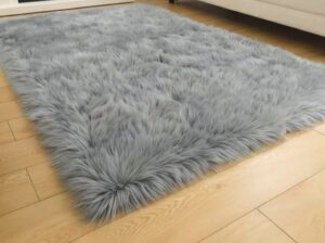 Fluffy Turkey Center Rug – Soft Rectangular Home Carpet for Living Room Decor (Brand New)
