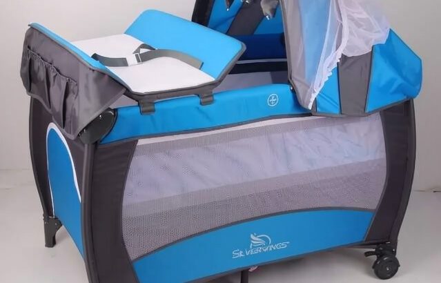 Baby Bed Cot / Bassinet with Mosquito Net & Stand – Safe Infant Sleeping Bed (55cm, Brand New)