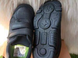 Clarks School Shoes & Sneakers – Leather Unisex Footwear for Kids