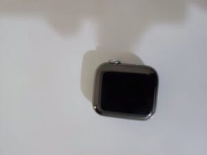 Apple Watch Series 6 40mm – Used Smartwatch in Excellent Condition | Stylish iWatch for Fitness & Da
