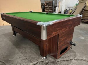 Everlast Coin-Operated Snooker Table – Foreign Standard with Accessories