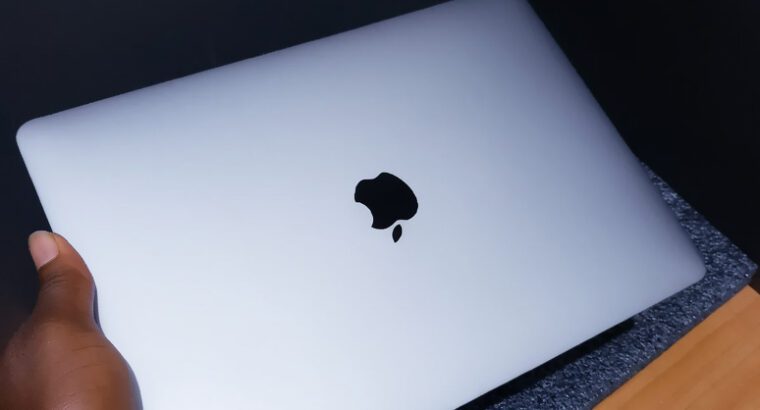 Apple MacBook Air 2020 M1 – 8GB RAM, 512GB SSD, 13″ Display | Used MacBook Air with M1 Chip (Exchang