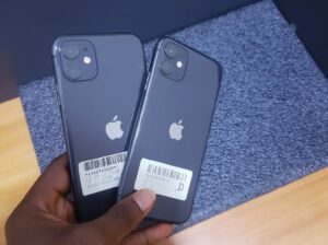 Apple iPhone 11 64GB Black – Used Smartphone | Dual Camera | Face ID | 6.1” Display