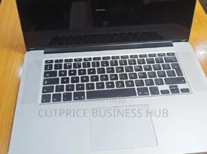 Apple MacBook Air 2011 Laptop – Intel Core i5, 4GB RAM, 128GB SSD, Lightweight Ultrabook