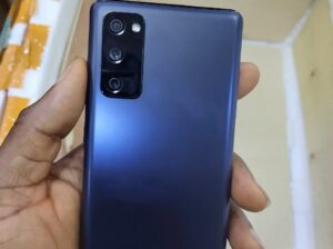 Samsung Galaxy S20 FE 128GB Blue (UK Used) – Neat Condition, 6.5″ AMOLED, 4500mAh Battery