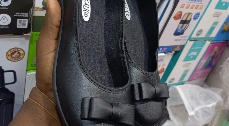 Quality Big Girls Black School Shoes – Flat Leather Shoes with EVA Sole & Snap Fasteners | Size 34 |