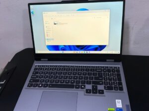 Lenovo LOQ 15IRH8 Gaming Laptop Intel Core i5-13450HX | 12GB RAM | 512GB SSD | RTX 5050 8GB | 15” FH