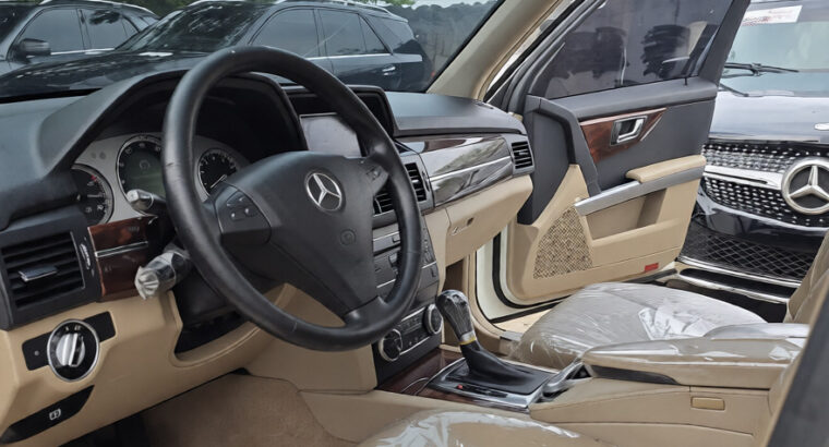 Mercedes-Benz GLK 350 4MATIC 2011 SUV | AWD, Automatic, Registered, Petrol, Low Mileage