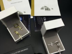 Unisex Ice Earrings – Silver, High-Polish Fashion Jewelry (Brand New)