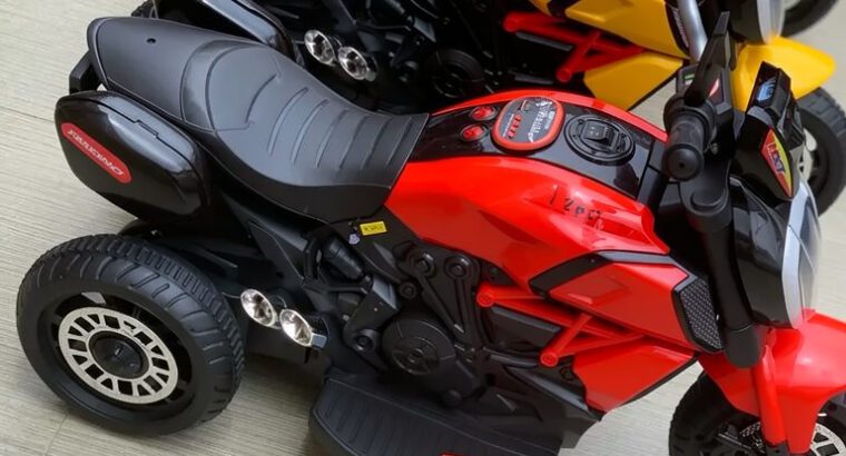 Kids Battery Operated Power Bike – Ages 1–3 Years, Red, Ride-On Motorcycle with Hand Accelerator & F