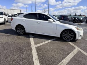 2013 Lexus IS 250 Sedan – Automatic, 110,000 km, Accident-Free, White
