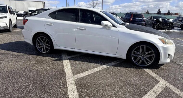 2013 Lexus IS 250 Sedan – Automatic, 110,000 km, Accident-Free, White