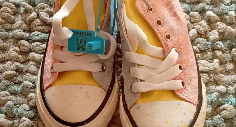 Bobdog Kids Canvas Sneakers – Unisex Casual Shoes for Children