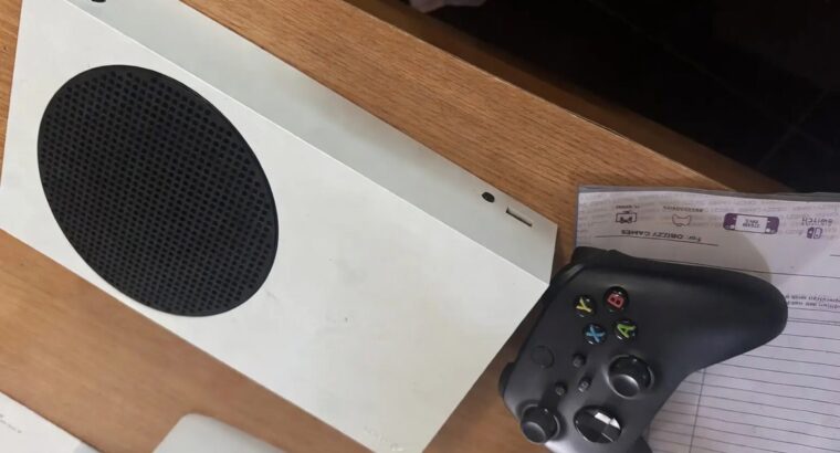 Microsoft Xbox Series S 512GB Console – Used, Next-Gen Gaming, Compact & Powerful