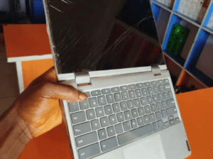 Lenovo Chromebook C330 Laptop | 4GB RAM Intel Celeron eMMC 64GB Storage