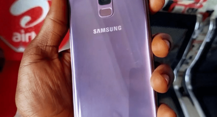 Samsung Galaxy S9 Plus 256GB Gray | Unlocked Smartphone with Dual Camera