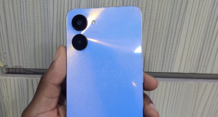 Realme V20 128GB (Used) – 8GB RAM, 6.5″ IPS LCD, 5000mAh Battery
